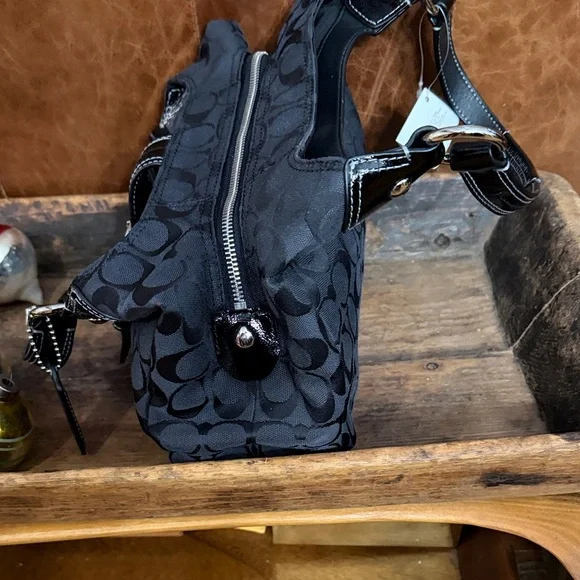 Coach Black Signature hobo Shoulder Bag NWT - Picture 7 of 8